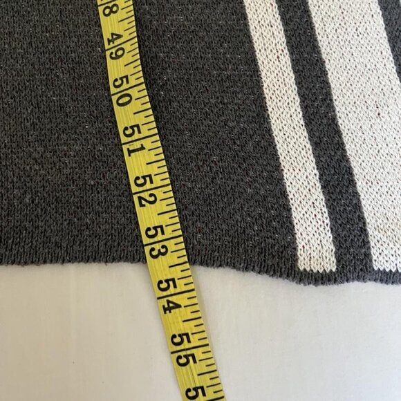 in2green Knit Throw Blanket USA Recycled Cotton Canada Heart Maple Leaf Gray - Picture 7 of 8